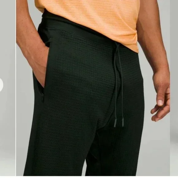 Lululemon Green Engineered Warmth Joggers - Picture 5 of 10